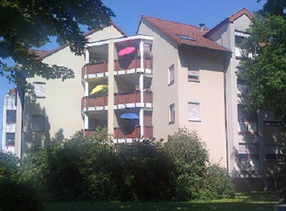 Krupp & Krupp Immobilien Telefon: 07221 9716844 
Email: info@krupp-immo.de