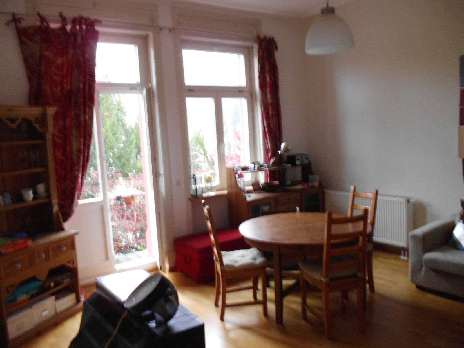 Krupp & Krupp Immobilien Telefon: 07221 9716844 
Email: info@krupp-immo.de